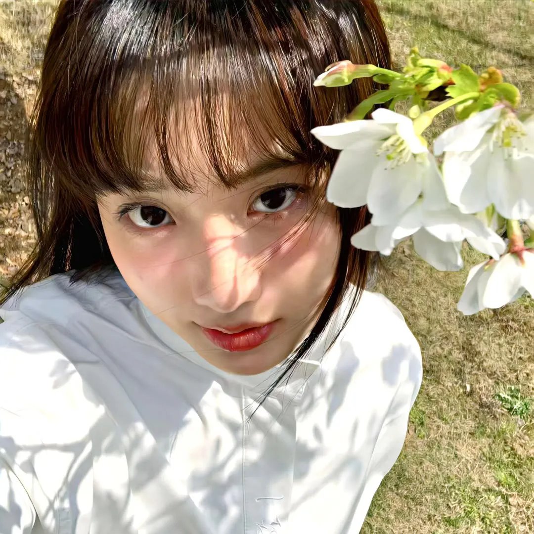 人气爱豆被曝深夜密会神秘女子，连续多日品牌活动现场画面流出